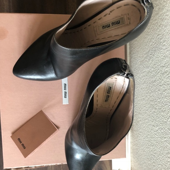 Miu Miu Black Boot Bootie - Picture 6 of 6